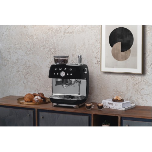 H1: Кофемашина SMEG EGF03BLEU с встроенной кофемолкой, черная - идеальный выбор для любителей эспрессо