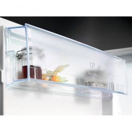Встраиваемый холодильник ELECTROLUX/ Холодильник встраиваемый c МК, объем МК 16 л, полезный объем холодильника 94 л, механическое управление, ВхШхГ 819х596х547 мм, статическая система, крепление дверцы на направляющих, класс энергопотребления - А++.