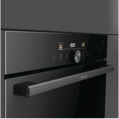 Духовой шкаф Gorenje с объемом 77 л, сенсорным программатором IconTouch и термозондом для мяса