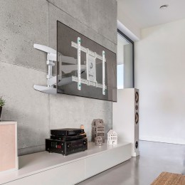 Кронштейн ONKRON M6L white 40-75 VESA до 400x600, наклон -5°/+8°, поворот ±140°, макс. нагрузка 45,5 кг.