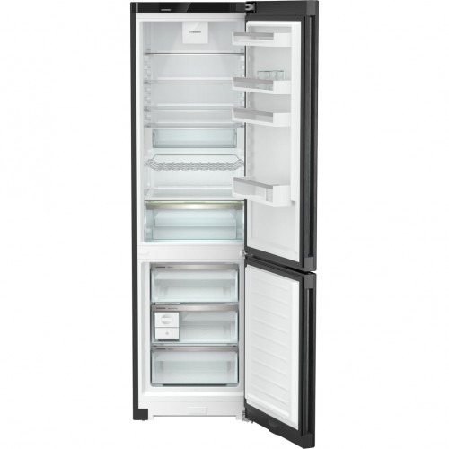 Холодильник LIEBHERR Plus с системой EasyFresh, NoFrost, 3 контейнера, высота 201,5 см, ширина 60 см, глубина 67,5 см, класс ЭЭ A++, черные двери BlackSteel, дисплей на двери