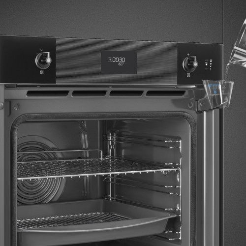 Встраиваемый духовой шкаф SMEG 60 см с пиролизом и пароувлажнением, 11 функций, черное стекло, класс А+