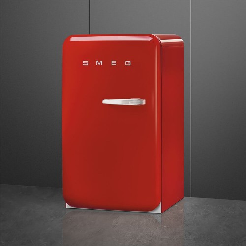 Холодильник SMEG/ Холодильник SMEG, ВхШхГ 970х545х659 мм, отдельностоящий, стиль 50-х, однокамерный, внутренняя морозильная камера, объем 122 л, стандартный компрессор, энергоэффективность D, цвет красный