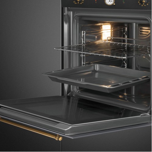 Встраиваемый духовой шкаф SMEG Coloniale 60 см – 9 режимов, пиролиз, 65 л, галогенная подсветка, таймер и Soft Close