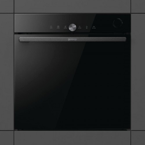 Духовой шкаф Gorenje с 77 л объема, Wi-Fi управлением, сенсорным программатором IconLED+ и функциями PerfectGrill и SteamAssist