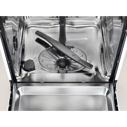 Встраиваемая посудомоечная машина Electrolux EEQ47200L, 13 комплектов, 59.6x55x82 см, черная, сенсорное управление, 7 программ, сушка AirDry, индикация лучом.