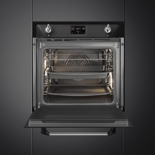 Встраиваемый духовой шкаф SMEG Victoria 60 см с пароувлажнением и пиролизом – 12 функций, черный цвет