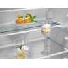Встраиваемый холодильник ELECTROLUX TwinTech 600 с No Frost, 269 л, сенсорное управление, зона свежести, скользящие направляющие