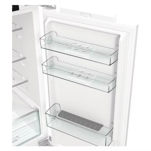 Встраиваемый холодильник Gorenje 1772х540х545 мм с No Frost, 243 л, электронным управлением и зоной свежести