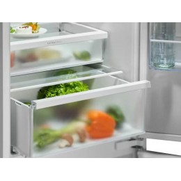 Холодильник Electrolux E6MNCE19S, встраиваемый, 269 л, TwinTech 600, No Frost, сенсорное управление