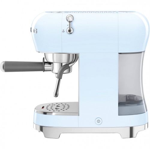 Ручная кофемашина Smeg в стиле 50-х - пастельный голубой, 15 бар, регулируемая температура, 1.1 л