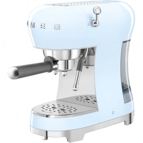 Ручная кофемашина Smeg в стиле 50-х - пастельный голубой, 15 бар, регулируемая температура, 1.1 л