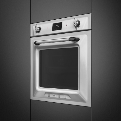 Духовой шкаф Smeg/ Духовой шкаф Smeg, 60 см, пиролитическая очистка, 9 функций приготовления, поворотные переключатели, таймер, автоматическое отключение, полезный объем 68л, энергоэффективность А, цвет нержавеющая сталь