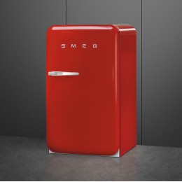 Холодильник SMEG FAB10RRD6, однокамерный, 122 л, стандартный компрессор, энергоэффективность D, красный, стиль 50-х.