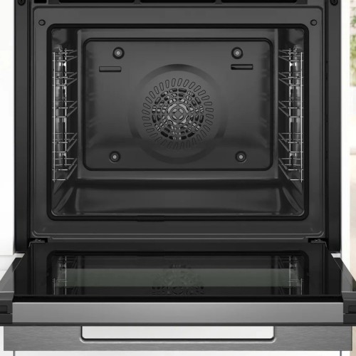 Встраиваемый духовой шкаф Bosch с 14 режимами нагрева, TFT дисплеем, 71 л и пиролитической очисткой - белый цвет