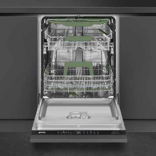 Посудомоечная машина Smeg 60 см встраиваемая, 13 комплектов, 11 программ, сенсорное управление, ActiveLight, Dry Assist, автоматическое открывание дверцы, 3 корзины, AquaStop, класс энергоэффективности С