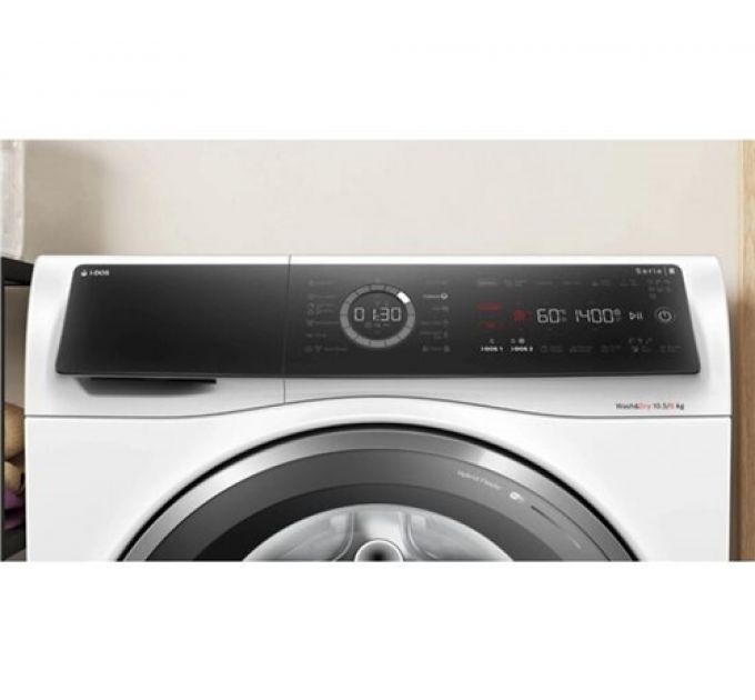 Стиральная машина Bosch Serie 8 WNC254A0SN с сушкой белый
